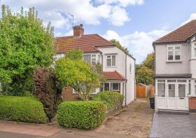 122, Clock House Road, Beckenham BR3 4JX