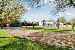 4, Manor Cottages, Church Road, Thetford IP24 1RL