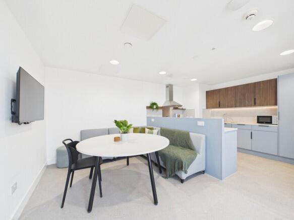 Lounge / Kitchen