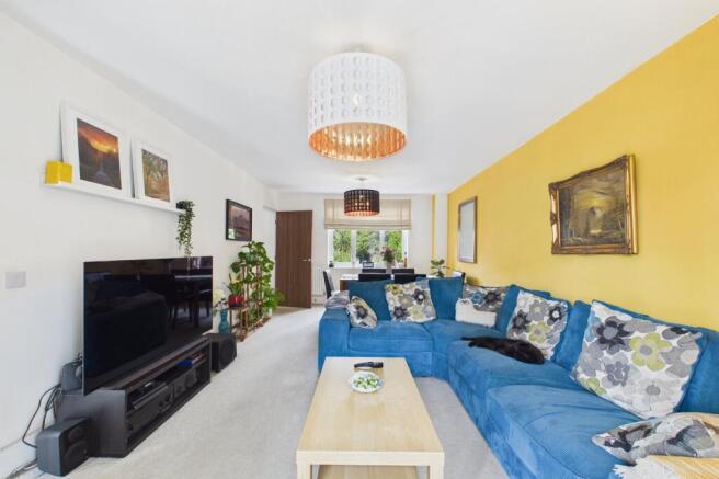 4 bed Detached for sale Image 12