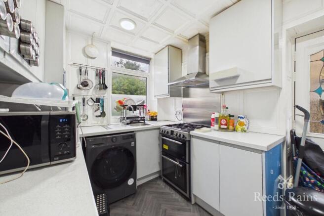 3 bed Semi-Detached for sale Image 5