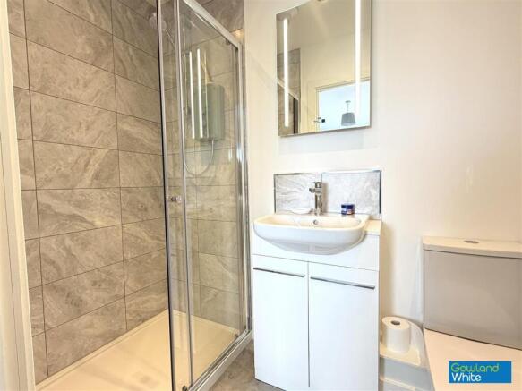 3 bed Semi-Detached for sale Image 10