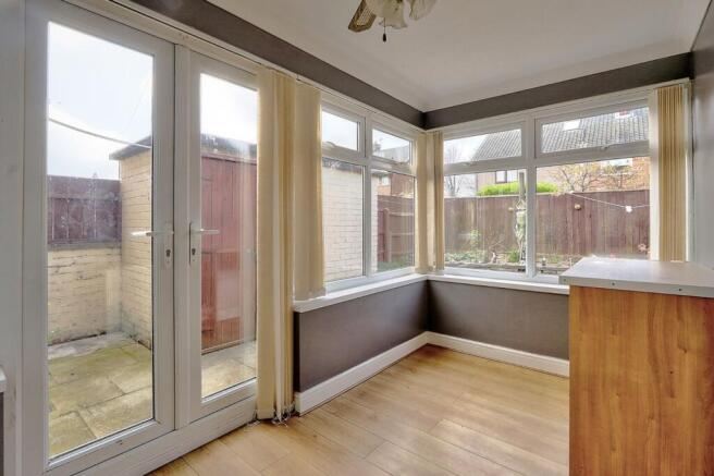 3 bed Terraced for sale Image 6