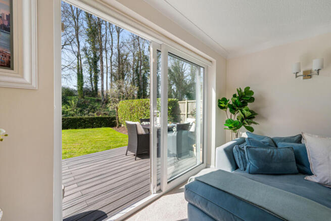 4 bed Detached for sale Image 9