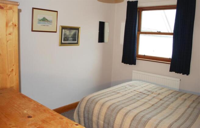 Bedroom 2.JPG