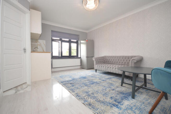 1 Double Bedroom Flat to Rent
