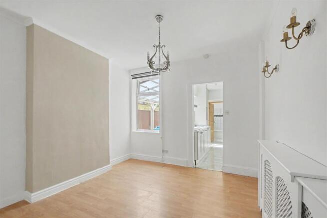 Dining Room_1.jpeg