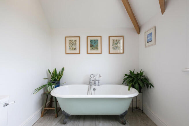 Freestanding Bath