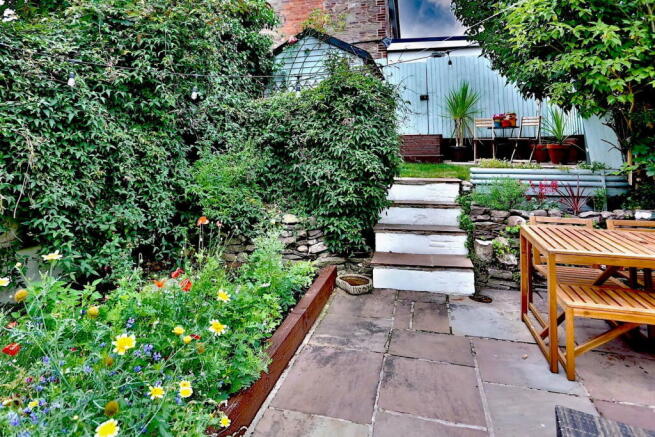 Photo 25