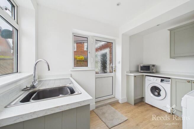 3 bed Detached for sale Image 4