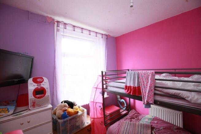 6_Bed 2.jpg