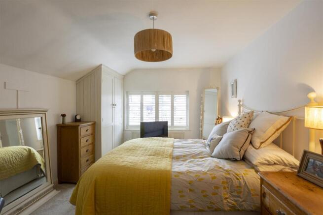 3 bed Detached for sale Image 6