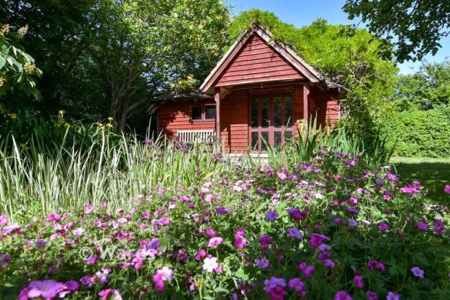 Workshop/Outbuildings