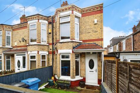 Off Perth Street West, Hull, HU5