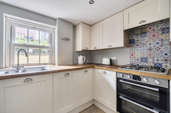 1386999-3-6931a5d...