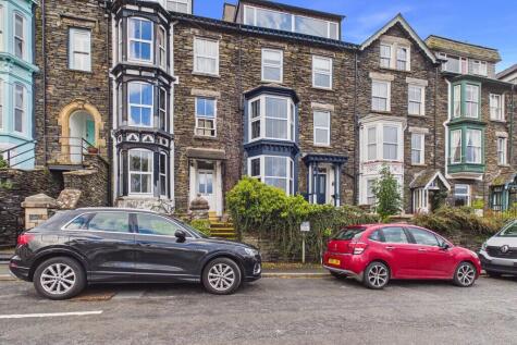 131 Craig Walk, Bowness-on-Windermere, Cumbria LA23 3AX