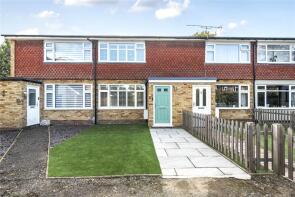 6, Hillside Gardens, Addlestone KT15 1AX