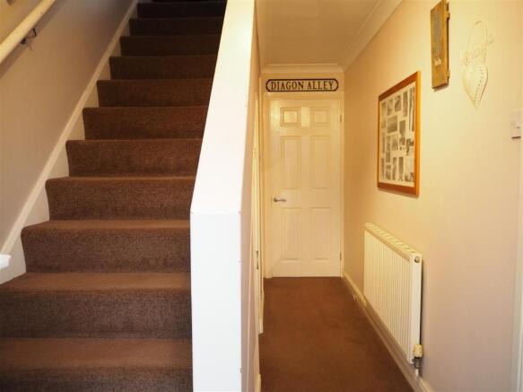 Entrance Hall 757