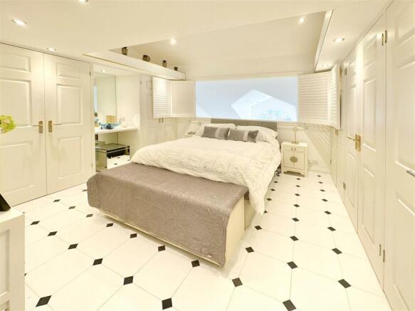 Main Bedroom.JPG