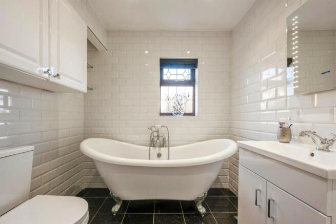 3 bed Detached Bungalow for sale Image 11