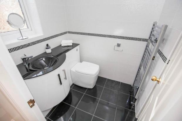 Ensuite