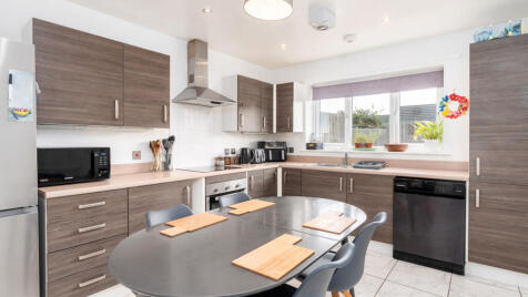 Askern, Doncaster, Doncaster, DN6 0BU