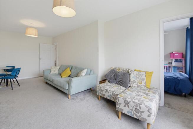 3 bed Semi-Detached Bungalow for sale Image 7
