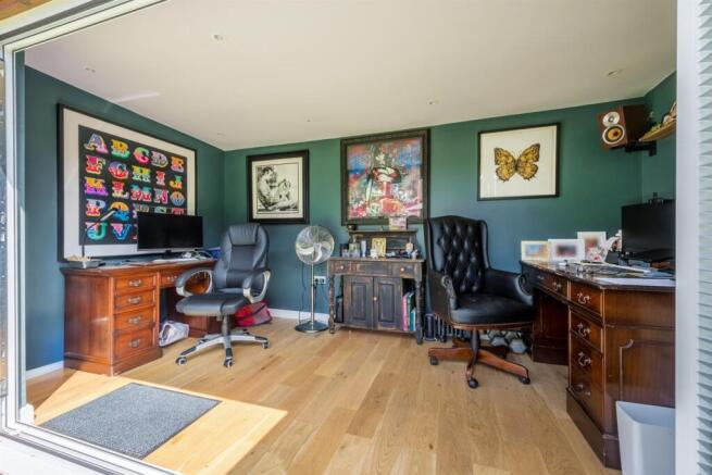 97 Holland Road-47.jpg