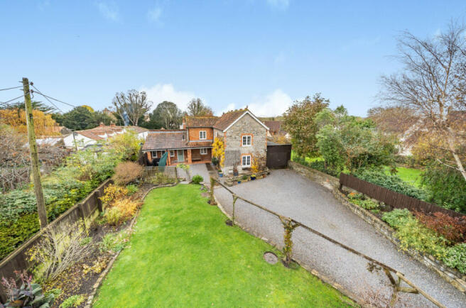 Garden/Driveway