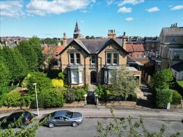 Flat 3, 2, Oriel Crescent, Scarborough YO11 2SY