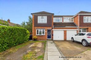 1, Hamilton Close, Chertsey KT16 9LP