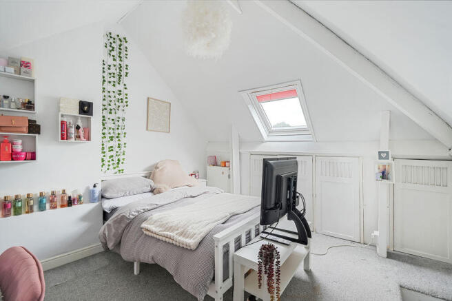 3 bed Semi-Detached to rent Image 10