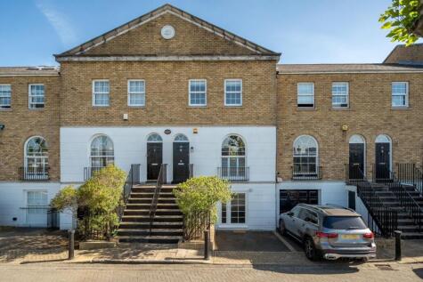 Sovereign Crescent, Rotherhithe, London, SE16