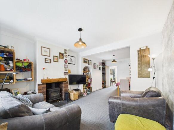 Lounge/Dining Room