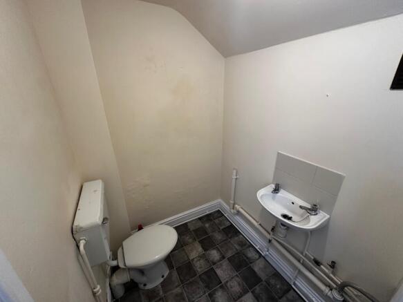 1 bed Apartment to rent Image 6