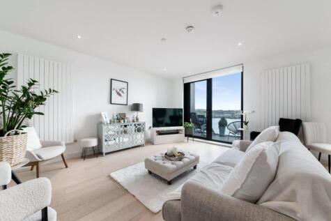 Summerston House, Royal Wharf, E16