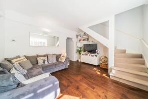 6, Harcourt House, Albion Avenue, London SW8 2AB