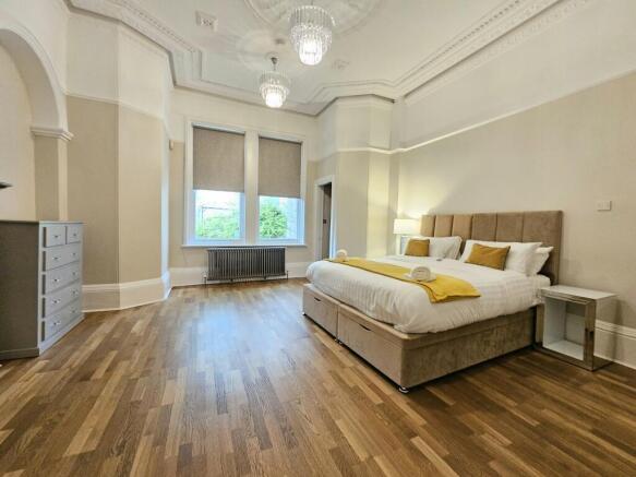 1 bed Apartment to rent Image 5