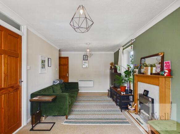 2 bed Flat for sale Image 4