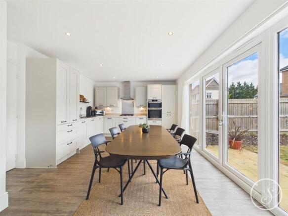3 bed Detached for sale Image 9