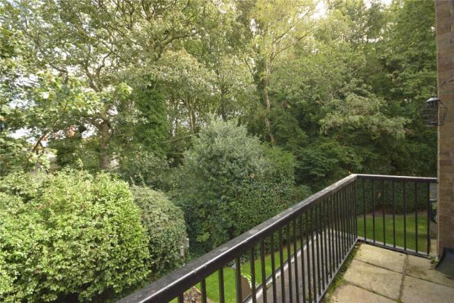 2 bed Apartment for sale Image 9