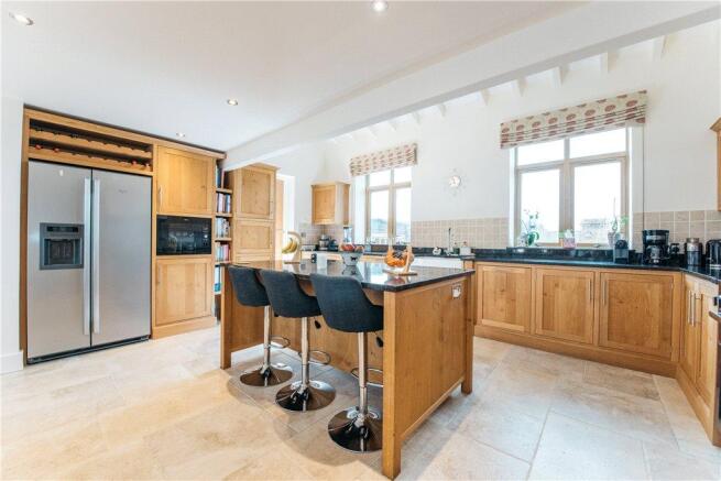 Kitchen/Breakfast Rm