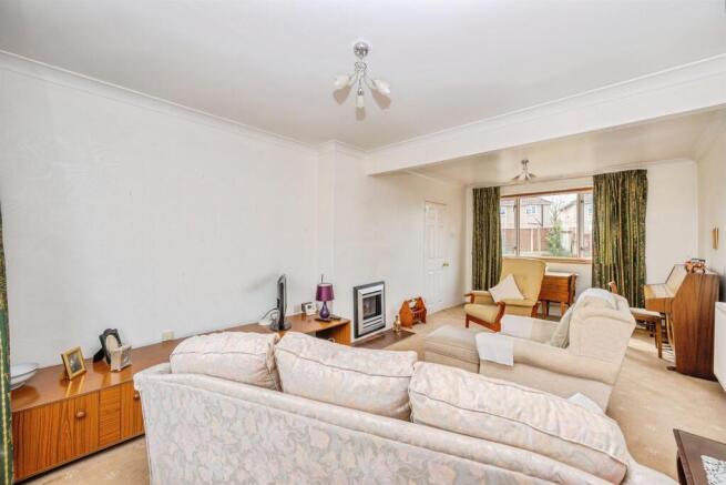 Living/Dining Room
