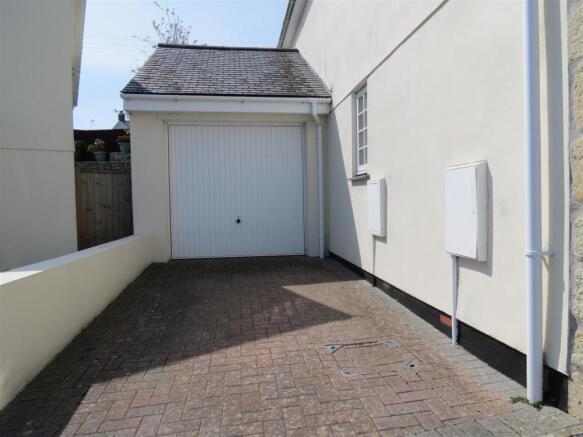 Garage: