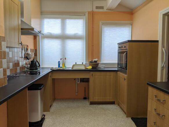 Photo 3