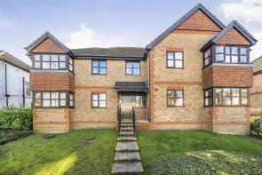 4, 49 St Andrews Court, Dukes Avenue, New Malden KT3 4JF