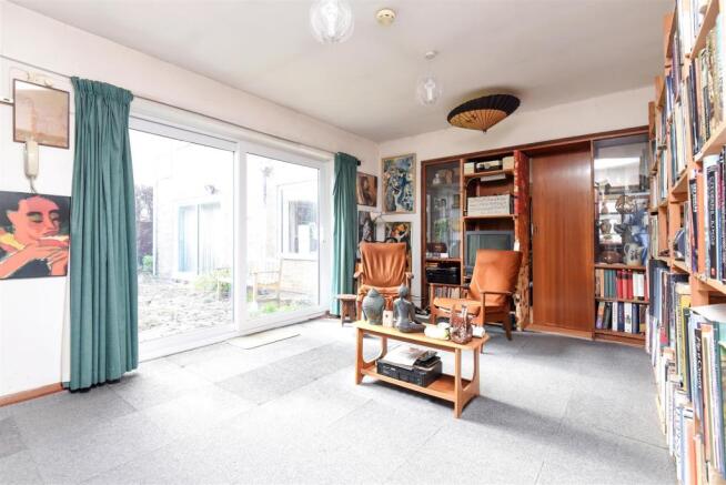 Annexe Sitting / Din