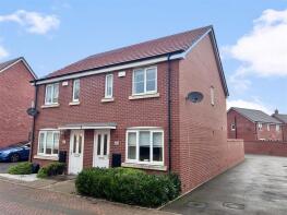 6, Bradley Walk, Warwick CV35 9UU