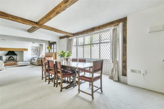 Sitting/Dining Room