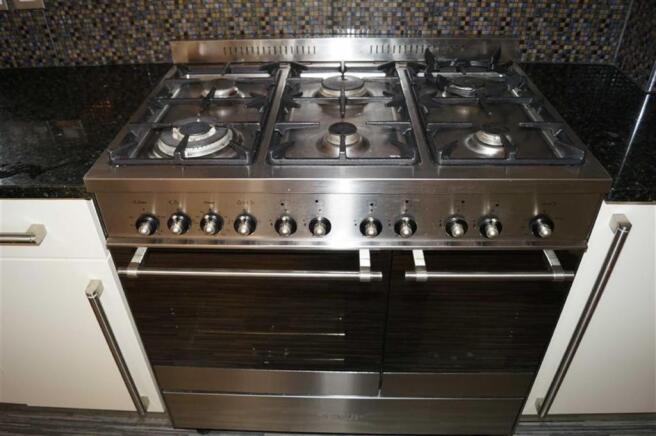 6 RING RANGE COOKER